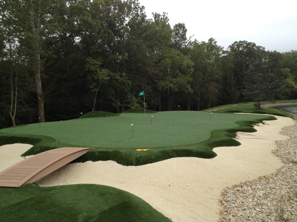 Austin artificial putting green