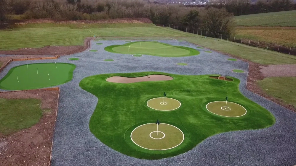 Grass Selection for Putting Greens vs. Tee Lines vs. Chipping Areas in Austin